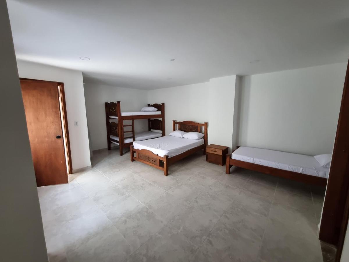 Hotel Antonella Plaza Pinchote 外观 照片