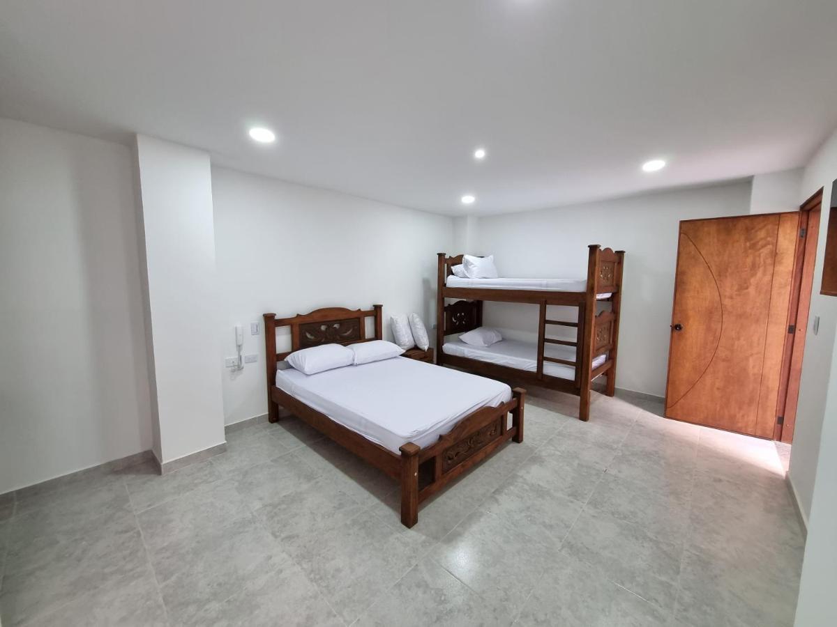 Hotel Antonella Plaza Pinchote 外观 照片