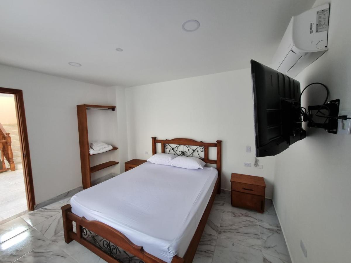 Hotel Antonella Plaza Pinchote 外观 照片