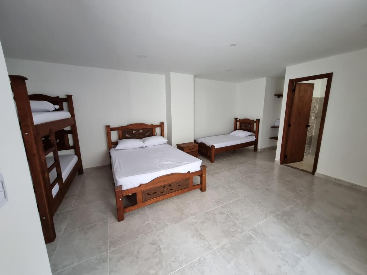 Hotel Antonella Plaza Pinchote 外观 照片