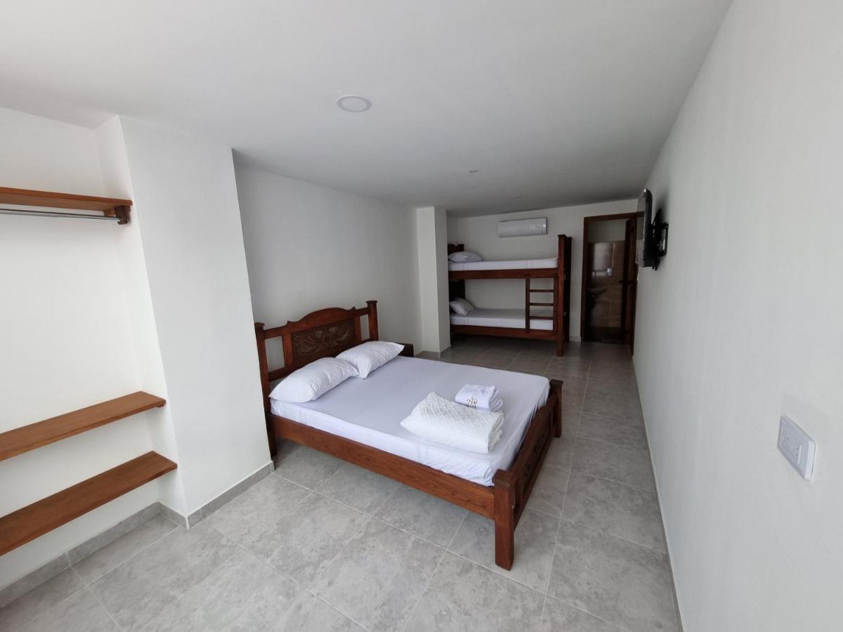 Hotel Antonella Plaza Pinchote 外观 照片