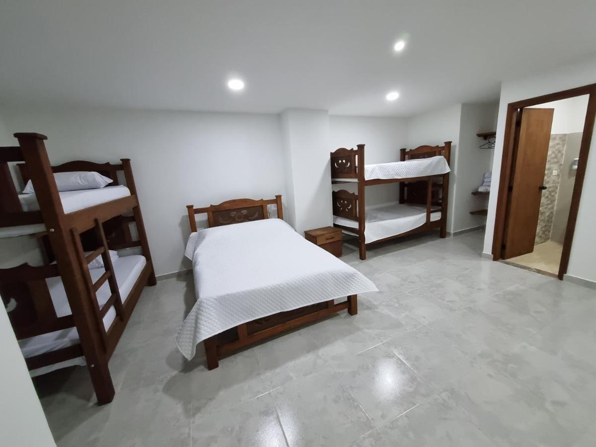 Hotel Antonella Plaza Pinchote 外观 照片